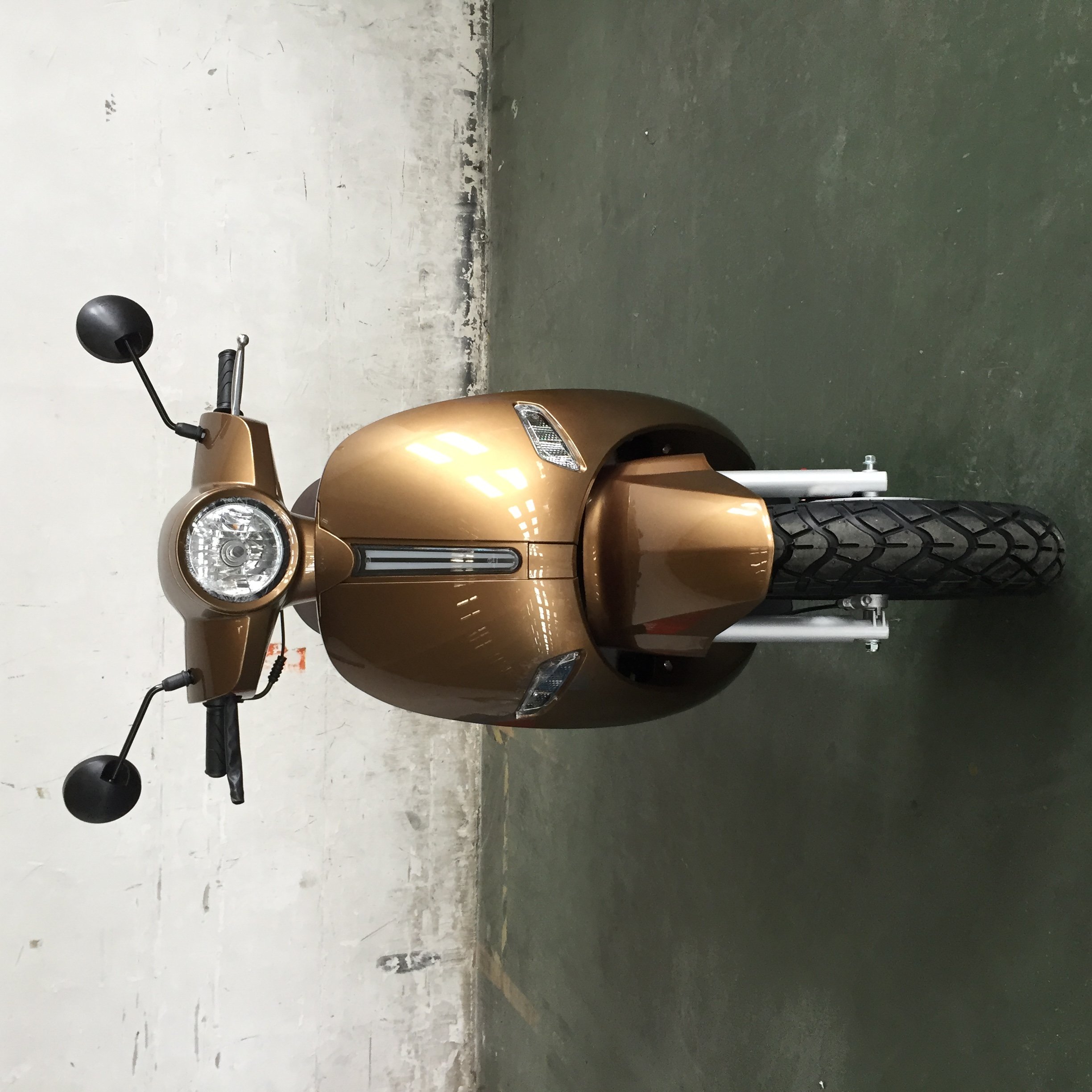 Factory Direct Sale Promotional Electric Powered Gas Scooters 150CC Scooter Gasoline Scooter Adult